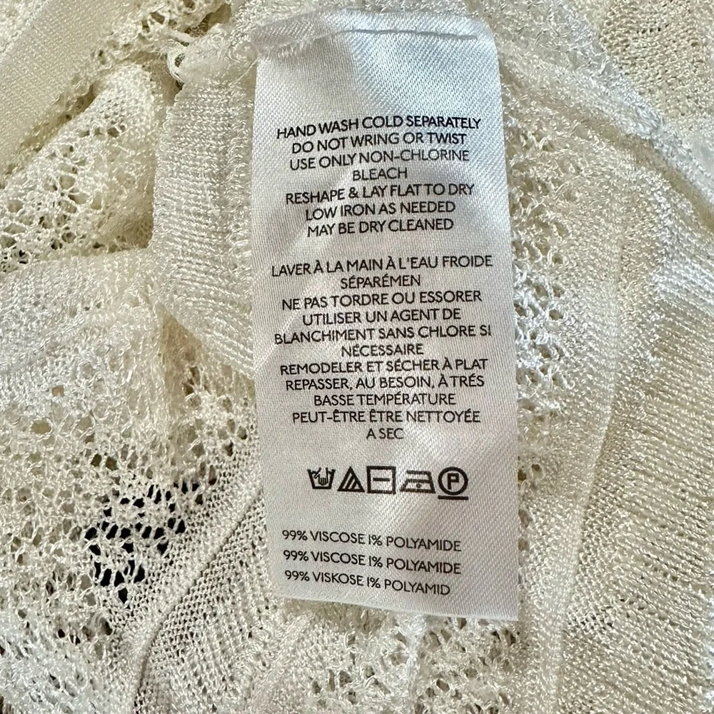 ANTHROPOLOGIE WHITE RUFFLE CROCHET KNIT CROPPED SWEATER TOP. Size MEDIUM. - Picture 11 of 11